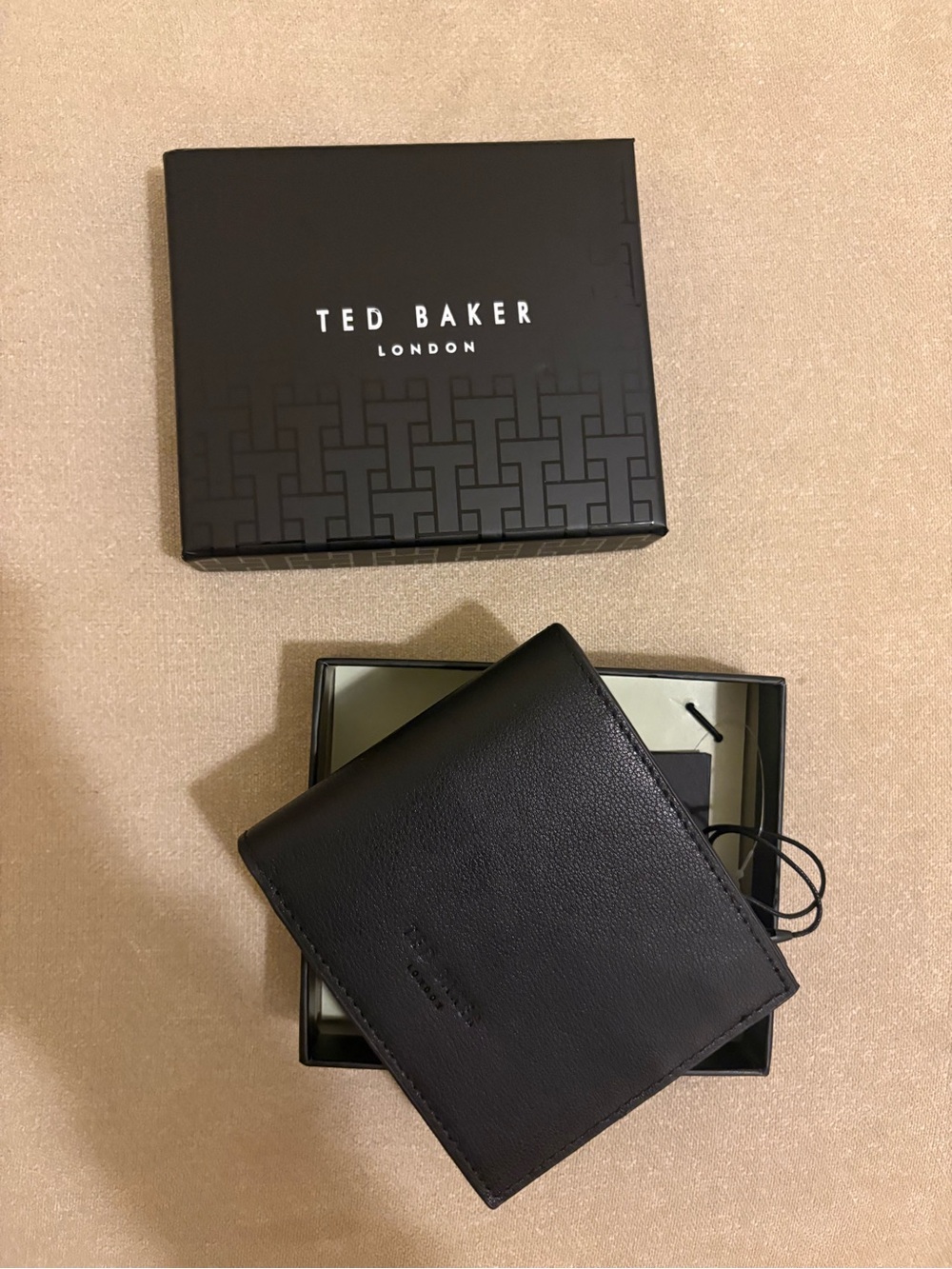 Ted Baker - NIB Leather Wallet